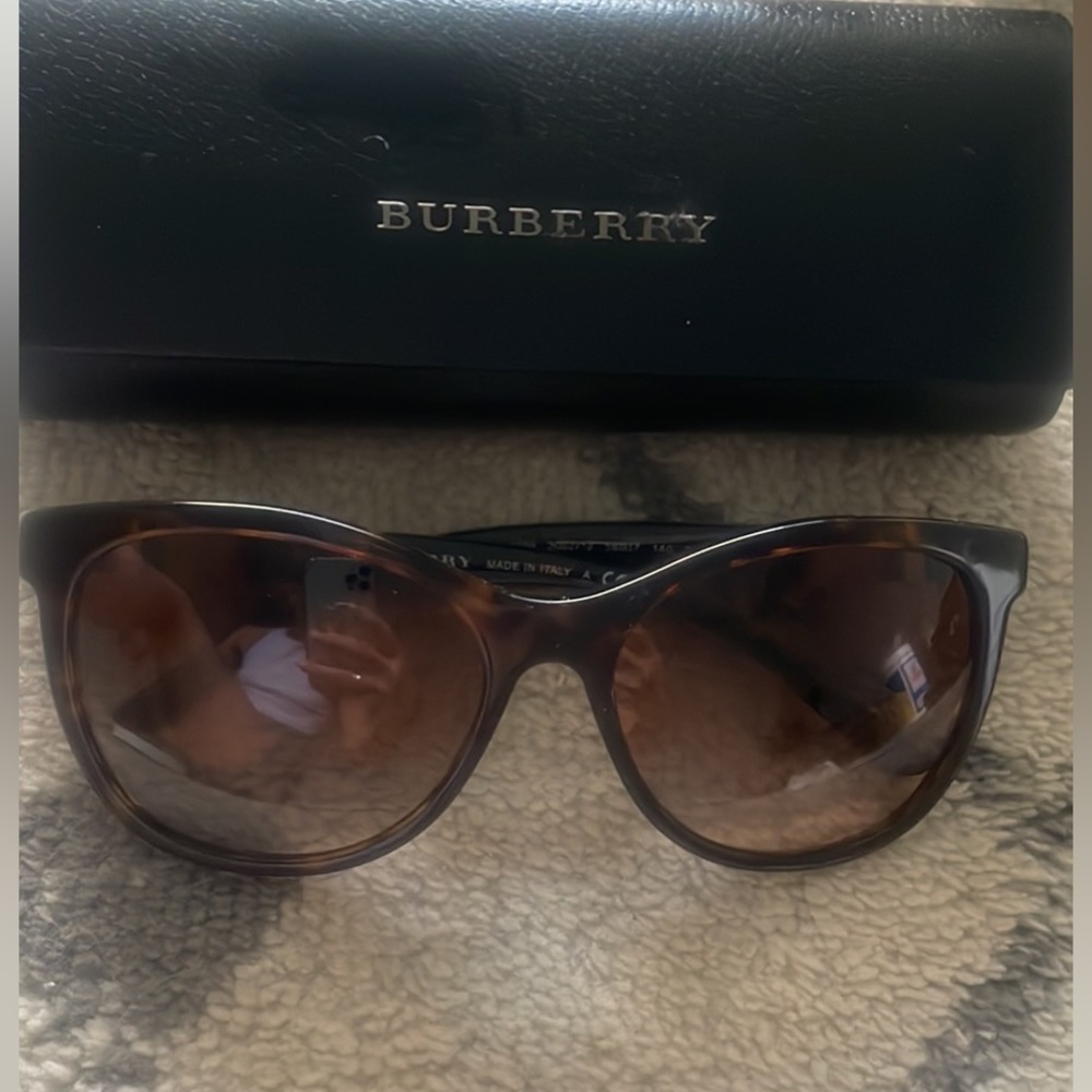 Burberry women’s sunglasses